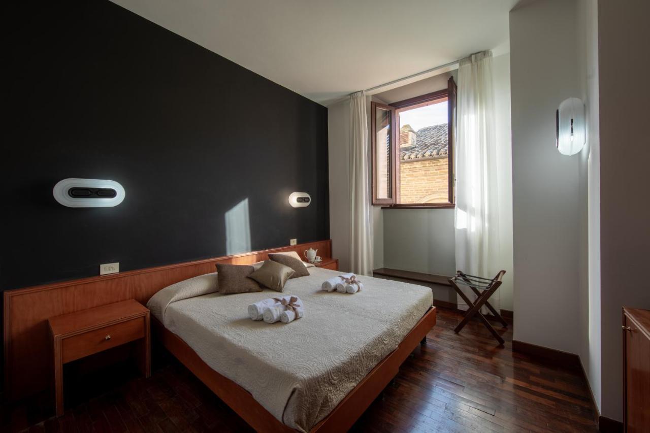Hotel Grimaldi Treia Kültér fotó